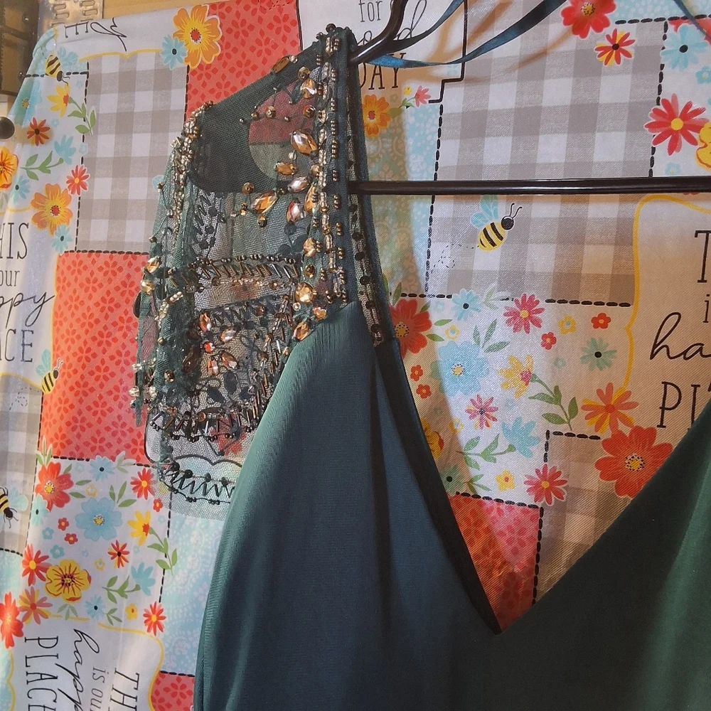 Xscape Teal Beaded SS V-Neck Formal Dress Sz 22 Plus Ruche Slimming Back Smocked - Picture 7 of 15
